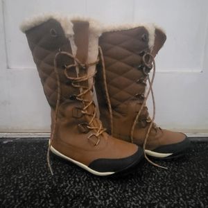 BEARPAW Waterproof Boots -- wm sz5